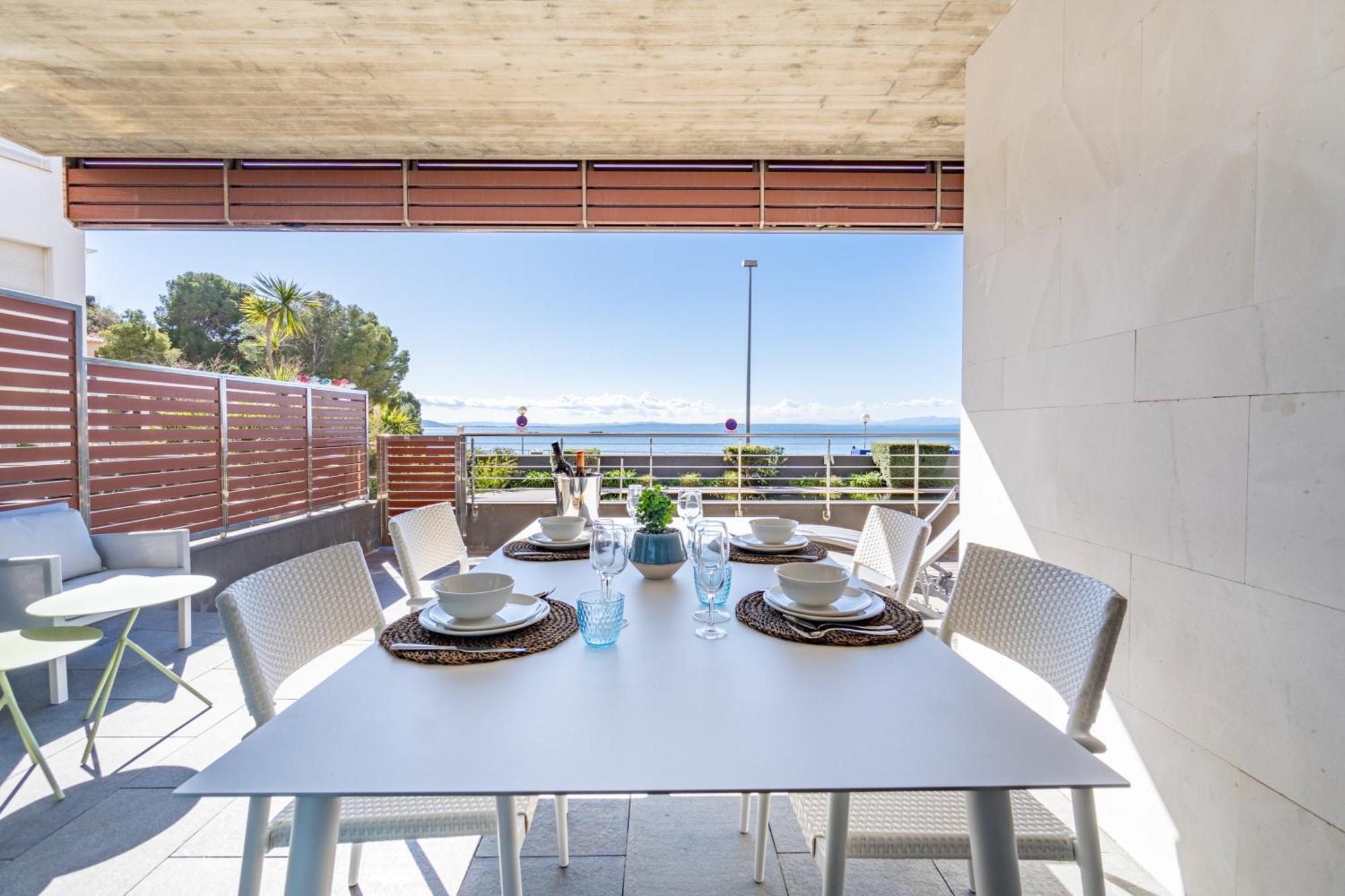 Nc 201 Moli Blau - 4 Pax Apartment Roses